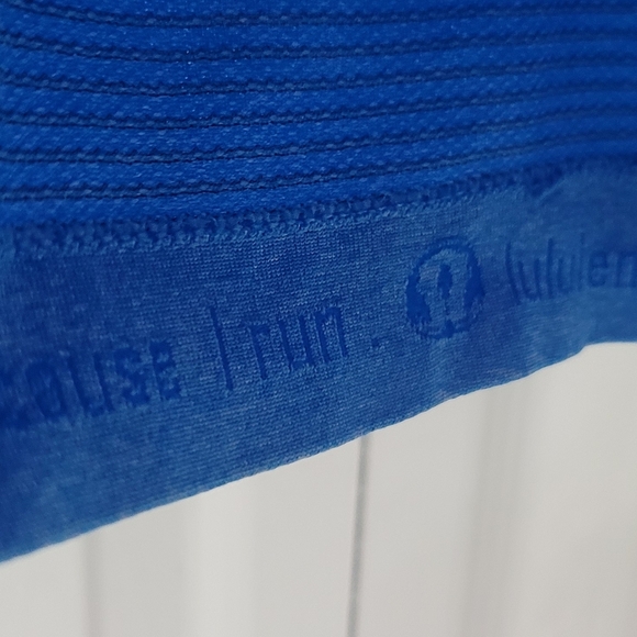 Lululemon Athletica Blue Pencil Top - Picture 6 of 6